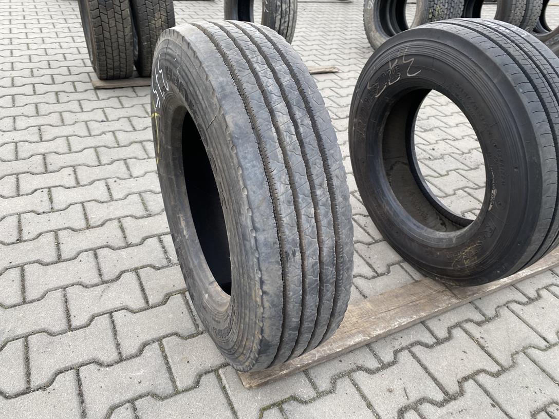 IMG_3997 Opona używana ciężarowa prowadząca 205/75R17.5 HANKOOK AH11 / 11mm - obrazek 1