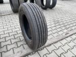 Opona ciężarowa używana prowadząca 245/70R19.5 FIRESTONE FS411 / 9-10mm