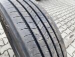 Opona ciężarowa używana prowadząca 245/70R19.5 FIRESTONE FS411 / 9-10mm - obrazek 3