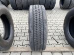 Opona ciężarowa używana prowadząca 245/70R19.5 GOODYEAR KMAX S / 9mm - obrazek 4