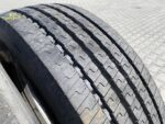 Opony ciężarowe używane prowadzące 315/70R22.5 MICHELIN XZE2+ / 100% BIEŻNIKA - obrazek 4