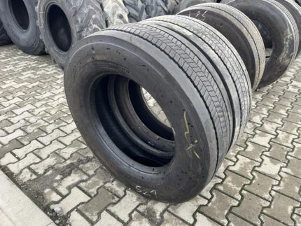Opony używane ciężarowe uniwersalne 275/70R22.5 PIRELLI U02 URBAN-e PRO MULTIAXLE / 11-13mm