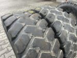 Opona używana przemysłowa do ładowarki 340/80R18 BKT MULTI MAX MP527 / 40% BIEŻNIKA - obrazek 3