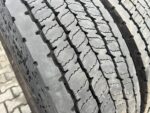 Używane opony ciężarowe napędowe 315/80R22.5 GOODYEAR ULTRA GRIP COACH / 14-15mm - obrazek 3