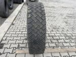 Używana opona ciężarowa 315/80R22.5 BIEŻNIKOWANA TYP BUDOWLANA PODWÓJNE Z / 9-10mm - obrazek 4