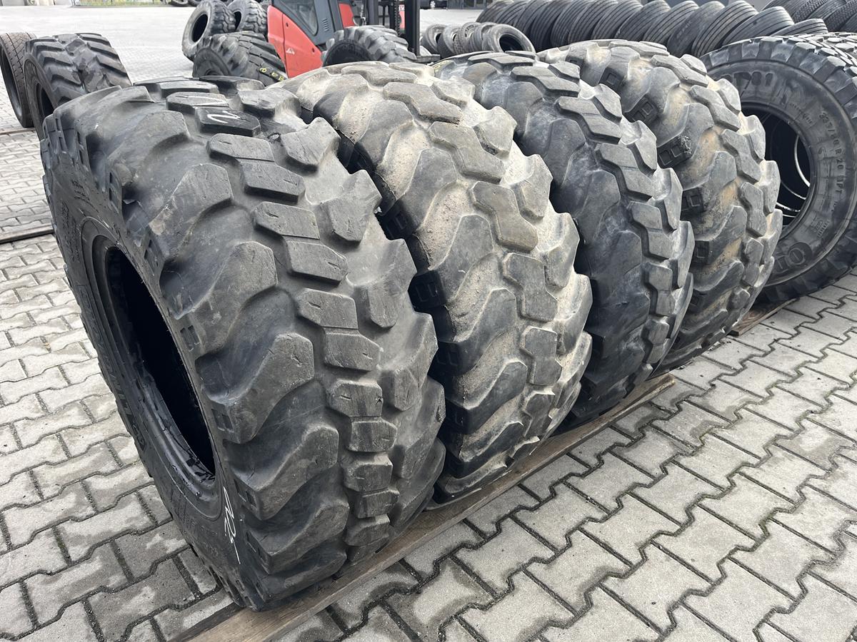 IMG_3821 (Copy) Opony przemysłowe do ładowarek 405/70R20 16/70R20 BARKLEY BLA06 / 95% Bieżnika - obrazek 1