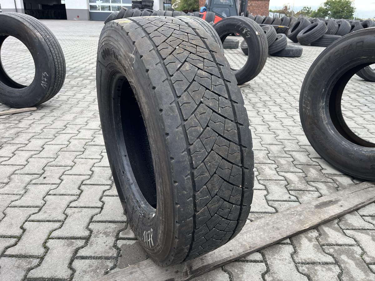IMG_3978 (Copy) Opona ciężarowa używana napędowa 265/70R19.5 GOODYEAR KMAX D / 7-8mm - obrazek 1
