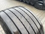 Opona ciężarowa używana naczepowa 445/45R19.5 BIEŻNIKOWANA TYP CONTINENTAL HYBRID HT3 / 11-12mm - obrazek 3