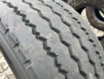 Opona używana ciężarowa naczepowa 385/55R22.5 BRIDGESTONE R179 AS / 12-13mm - obrazek 3