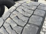 Opona ciężarowa używana napędowa 315/70R22.5 BIEŻNIKOWANE TYP BRIDGESTONE R-DRIVE 002 / 10-11mm - obrazek 3