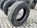 Opona ciężarowa używana napędowa 315/70R22.5 BIEŻNIKOWANE TYP BRIDGESTONE R-DRIVE 002 / 10-11mm - obrazek 2