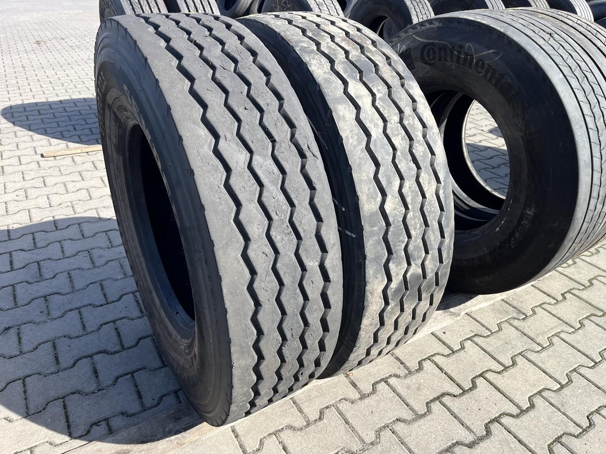 Opony ciężarowe używane prowadzące 315/80R22.5 SEMPERIT WORKER F2 / 11-13mm Opony ciężarowe używane prowadzące 315/80R22.5 SEMPERIT WORKER F2 / 11-13mm