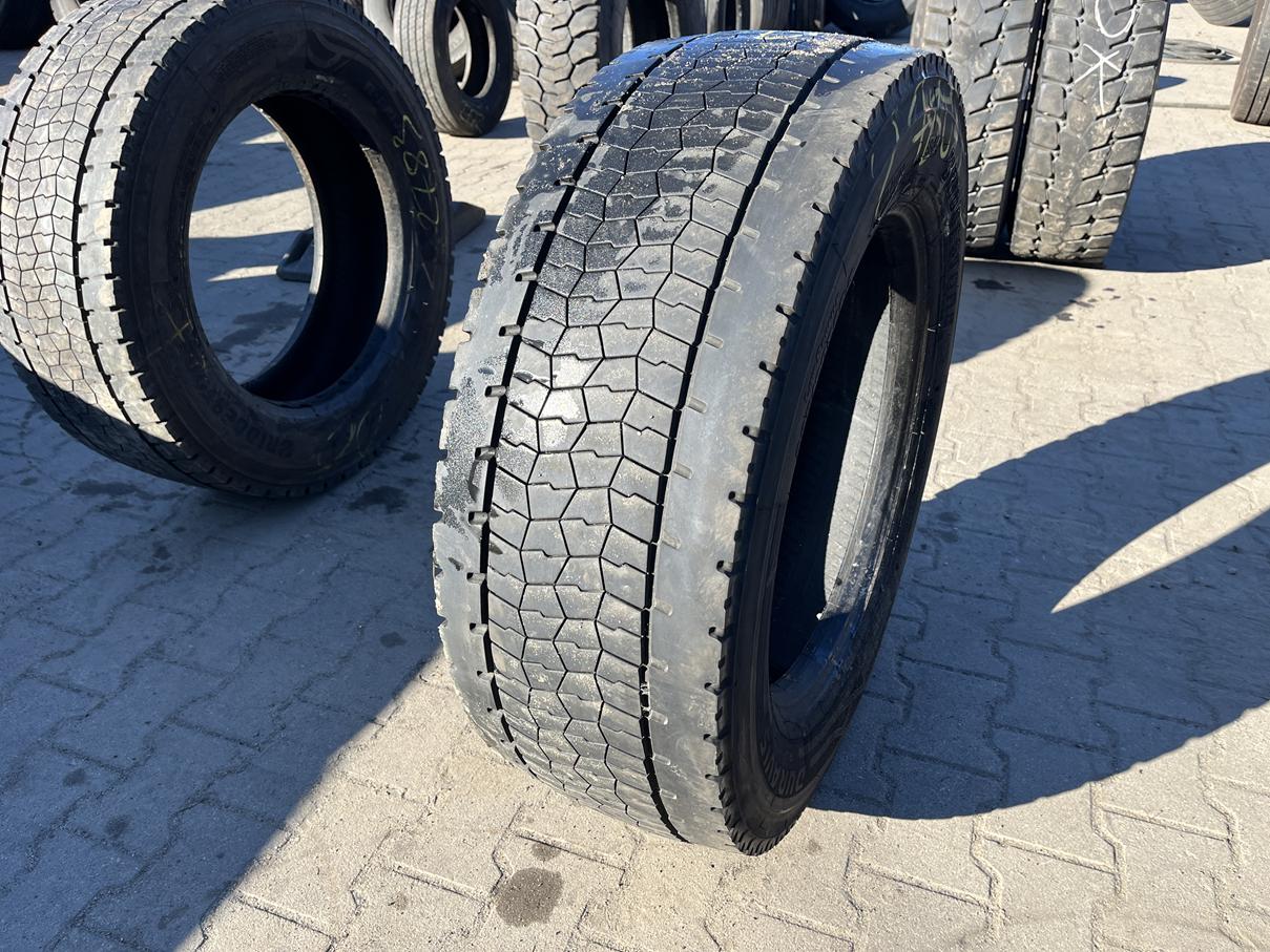 IMG_7086 (Copy) Opona używana ciężarowa napędowa 295/60R22.5 BRIDGESTONE DURAVIS R-DRIVE 002 / 7-9mm - obrazek 1