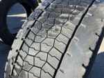 Opona używana ciężarowa napędowa 295/60R22.5 BRIDGESTONE DURAVIS R-DRIVE 002 / 7-9mm - obrazek 3