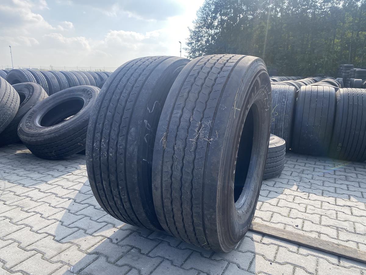 IMG_8715 Opony ciężarowe używane prowadzące 385/65R22.5 UNIROYAL FH40 / 11mm - obrazek 1